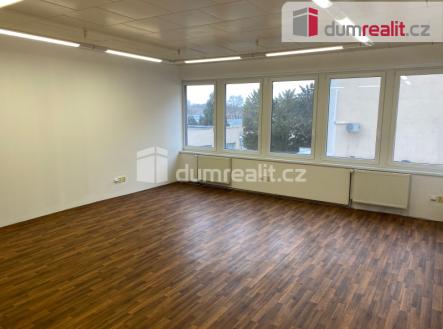 Pronájem - kanceláře, 38 m²