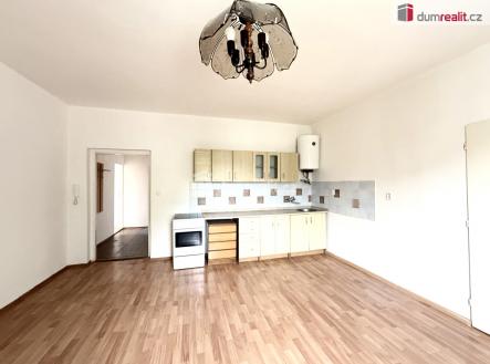 Pronájem bytu, 2+1, 86 m²