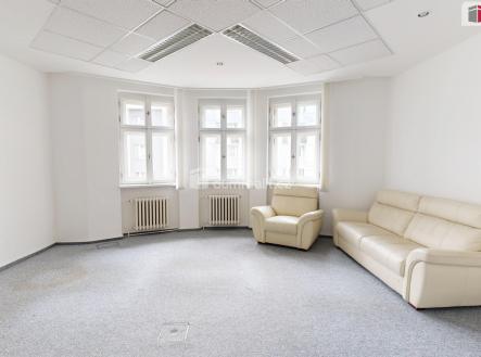 Pronájem kanceláře, 26 m²