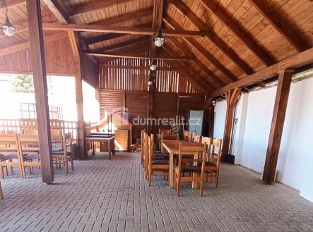 Pronájem - restaurace, 260 m²
