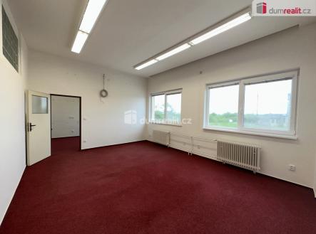 Pronájem - kanceláře, 40 m²