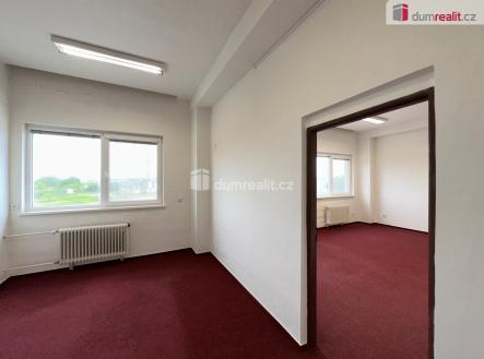 Pronájem - kanceláře, 40 m²