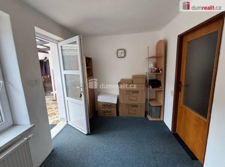 Pronájem - obchodní prostor, 18 m²