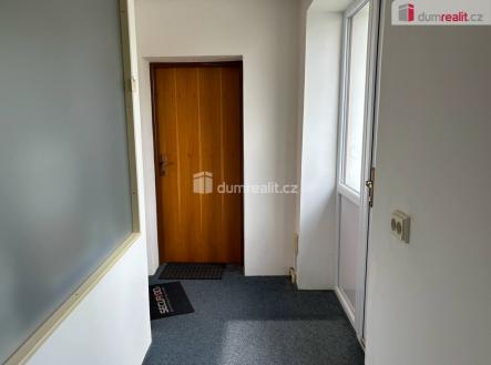 Pronájem - obchodní prostor, 18 m²