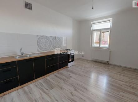 Pronájem bytu, 2+1, 76 m²