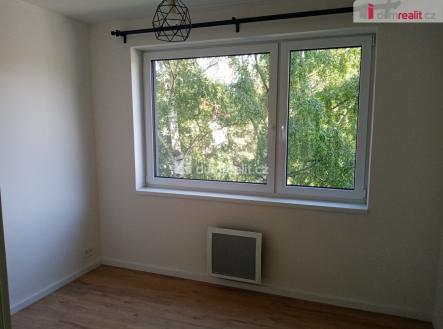 Pronájem bytu, 2+kk, 36 m²