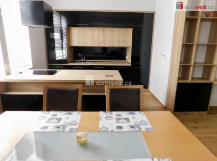 Pronájem bytu, 2+kk, 78 m²