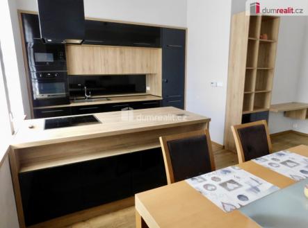 Pronájem bytu, 2+kk, 78 m²