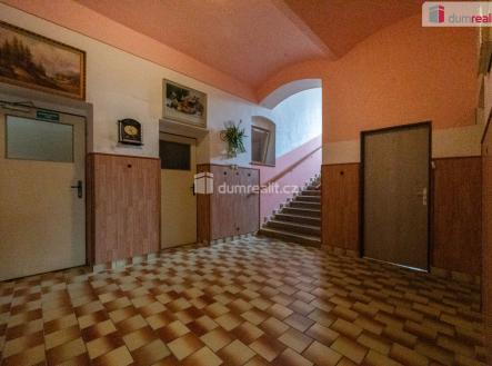 Prodej komerčního objektu, jiný, 932 m²