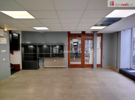 Pronájem - komerční objekt, obchodní centrum, 276 m²