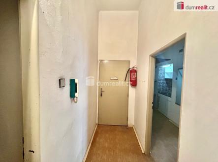 Pronájem - obchodní prostor, 36 m²
