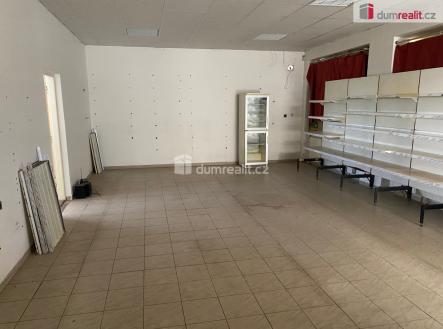 Prodej - komerční objekt, nákupní středisko, 130 m²