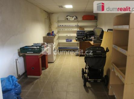 Pronájem obchodní prostor, 150 m²