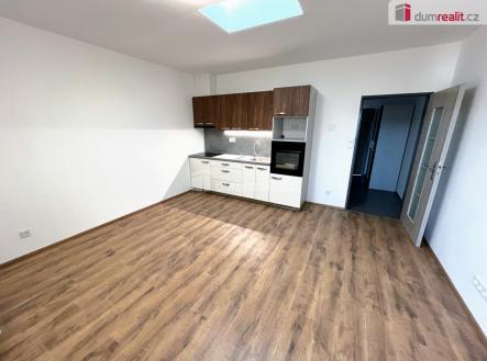 Pronájem bytu, 2+kk, 58 m²
