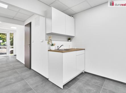 Prodej - obchodní prostor, 35 m²