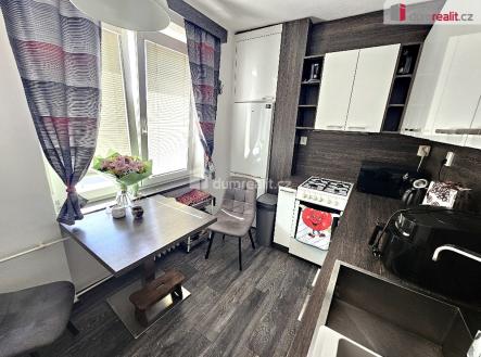 Pronájem bytu, 2+1, 50 m²