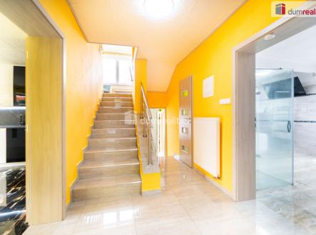 Prodej - dům/vila, 260 m²