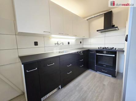 Pronájem bytu, 2+1, 48 m²