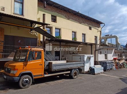 Pronájem komerčního objektu, výroba, 1 466 m²