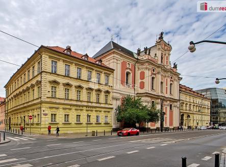 Pronájem kanceláře, 137 m²