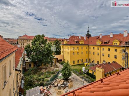 Pronájem kanceláře, 137 m²