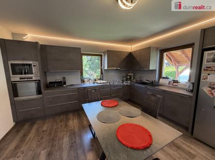 Prodej domu/vily, 180 m²
