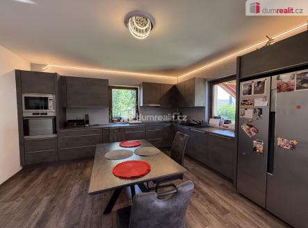 Prodej domu/vily, 180 m²