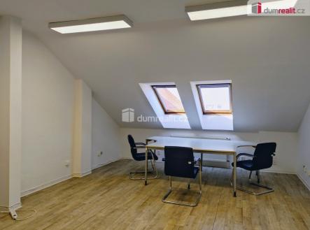 Pronájem kanceláře, 39 m²
