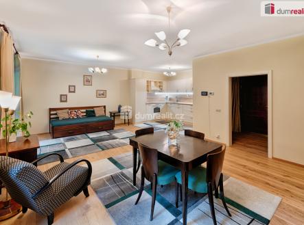 Prodej bytu, 3+kk, 116 m²