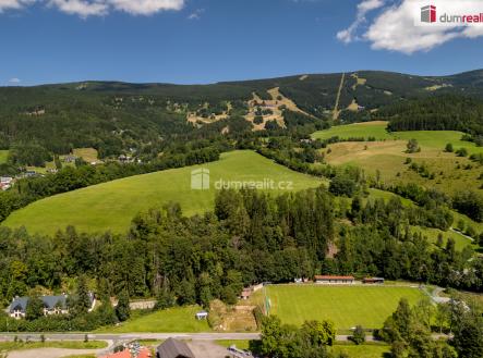 Prodej pozemku pro komerční výstavbu, 1 301 m²