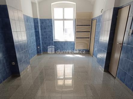 Pronájem kanceláře, 85 m²