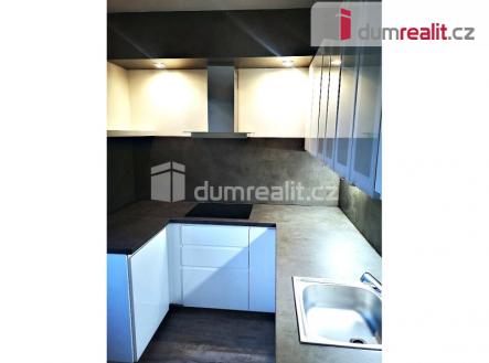 Pronájem bytu, 3+1, 80 m²