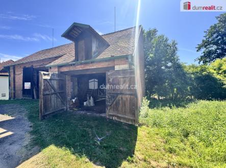 Prodej komerčního objektu, sklad, 975 m²