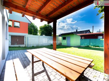 Prodej - dům/vila, 179 m²
