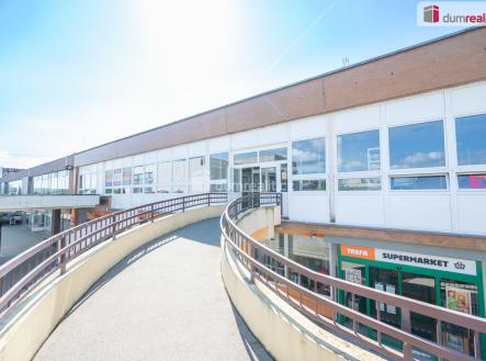 Pronájem obchodní prostor, 62 m²