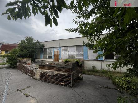 Pronájem komerčního objektu, jiný, 223 m²