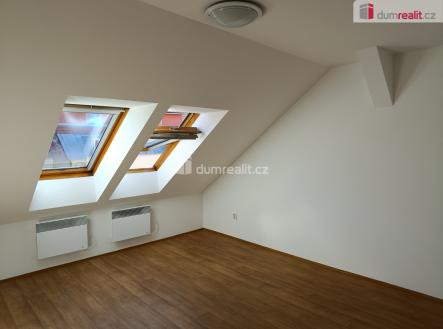 Pronájem bytu, 1+kk, 25 m²