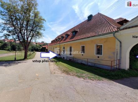 Pronájem skladovací prostor, 73 m²