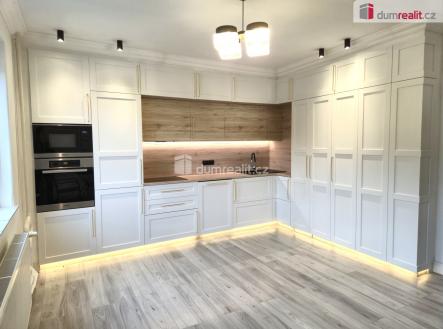 Pronájem domu/vily, 100 m²