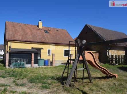 Prodej pozemku pro bydlení, 800 m²