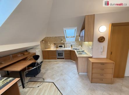 Pronájem bytu, 2+kk, 54 m²