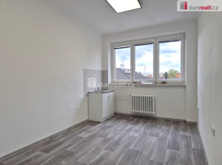 Pronájem jiné komerční nemovitosti, 13 m²