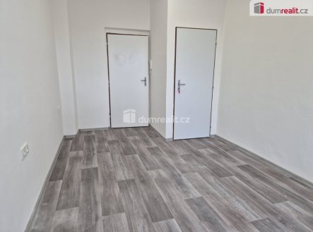 Pronájem jiné komerční nemovitosti, 13 m²
