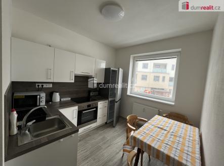 Pronájem bytu, 1+1, 39 m²