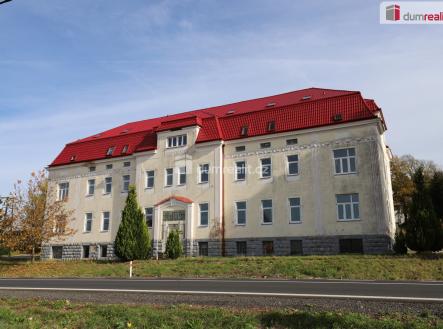 Prodej hotel, 2 000 m²