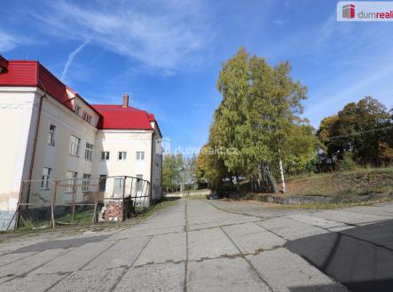 Prodej nájemního domu, 2 000 m²