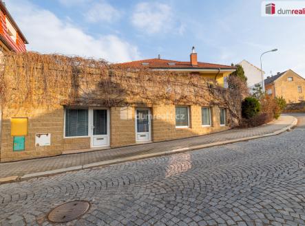 Prodej obchodní prostor, 107 m²