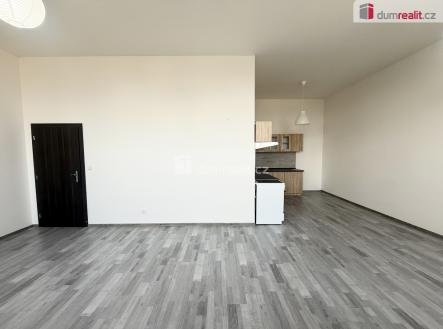 Pronájem bytu, 2+kk, 83 m²