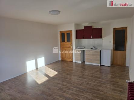 Pronájem bytu, 1+kk, 30 m²