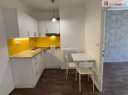 Pronájem bytu, 2+kk, 45 m²